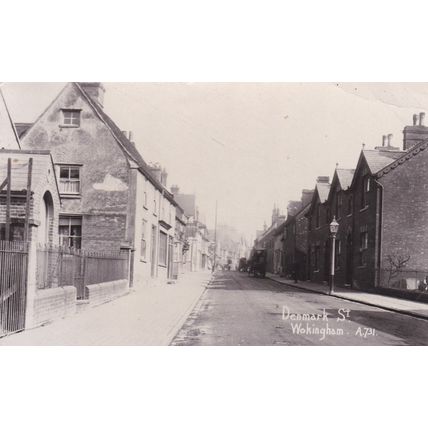 EC292 WOKINGHAM - DENMARK STREET . R/P POSTCARD
