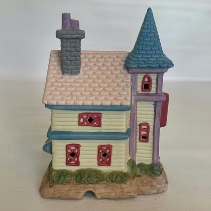 Easter Village Bunny House BAKERY Lightable Spring Decoration Bunny Figurine VTG
