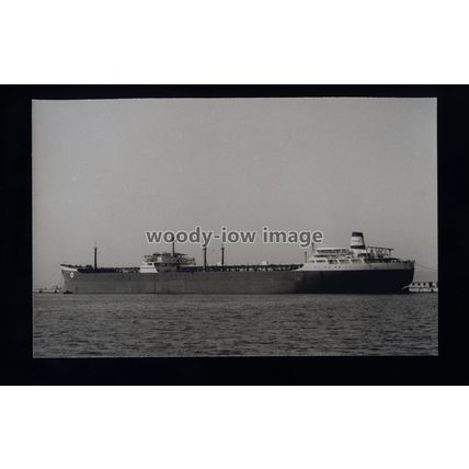 TA0695 - Esso Oil Tanker - Esso Spain - built 1962 - photograph