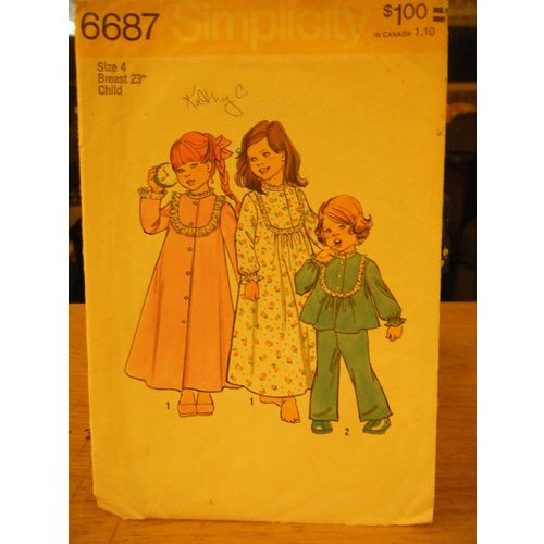 Simplicity 6687 Girl's Robe, Nightgown & Pajamas Pattern - Size 4 Chest 23