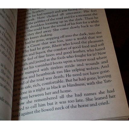 Margaret Mitchell - - Gone With The Wind - - Pocket Books 2008 - - Paperback
