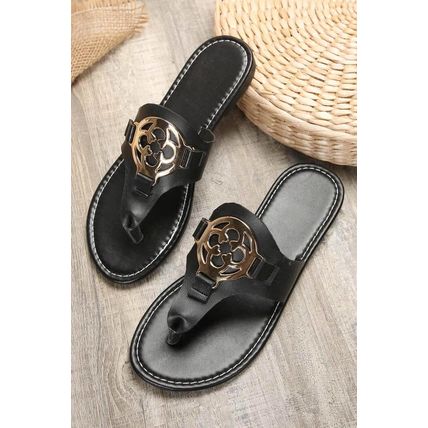 Black Metal Décor Leather Thong Slippers