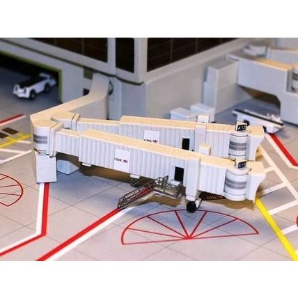 GEMINI JETS GJARBRDG2 1/400 3 X DUAL WIDE BODY JET AIR BRIDGES & AIRPORT ADAPTER
