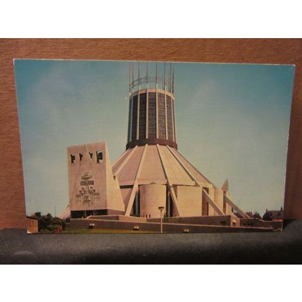 THE ROMAN CATHOLIC CATHEDRAL, LIVERPOOL. unused postcard Colourmaster /