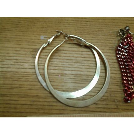 Vintage Brasstone Metal Orange Plastic Bead Drop Dangle Earrings