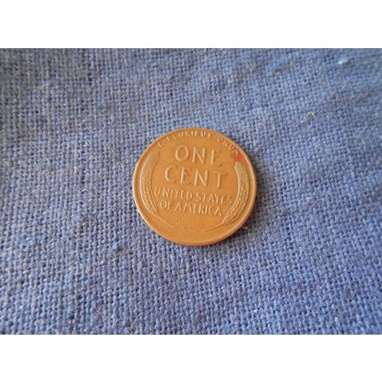 1942(D) U,S,A, ONE CENT COIN.