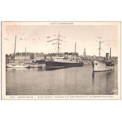 35 - Saint-Malo - Bassin Vauban - Paquebot a la gare maritime