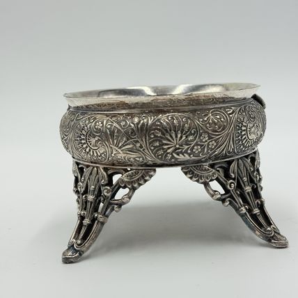 Antique Racine.SP. CO Silver Plate Salt Cellar Ornate Four Legs Rare 2.3”x3.3”
