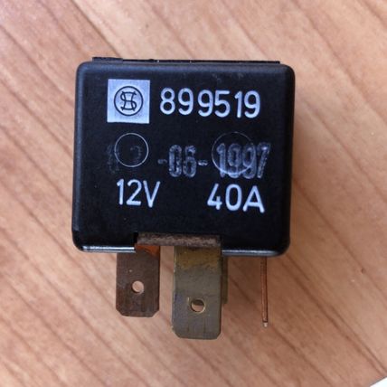 OEM AC Electro Clutch Relay # 267 VW Audi A4 A6 S6 A8 Allroad 443919578C