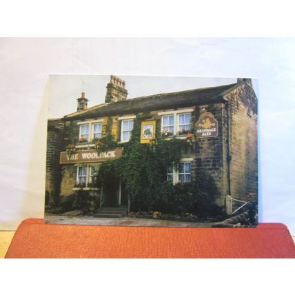 EMMERDALE'S WOOLPACK INN, ESHOLT, BRADFORD, YORKSHIRE unused postcard =