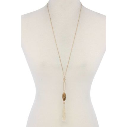 Cut Out Long Oval Bead Tassel Pendant Necklace