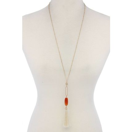 Cut Out Long Oval Bead Tassel Pendant Necklace