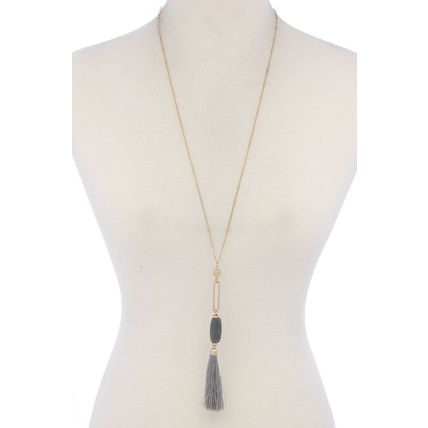 Cut Out Long Oval Bead Tassel Pendant Necklace