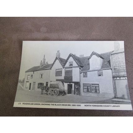 Reproduction Berkshire Library Postcard - Griffin Inn, Caversham circa 1890