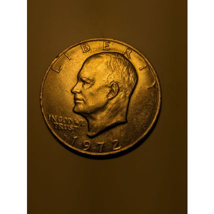 1972 Eisenhower dollar full date free shipping no reserve