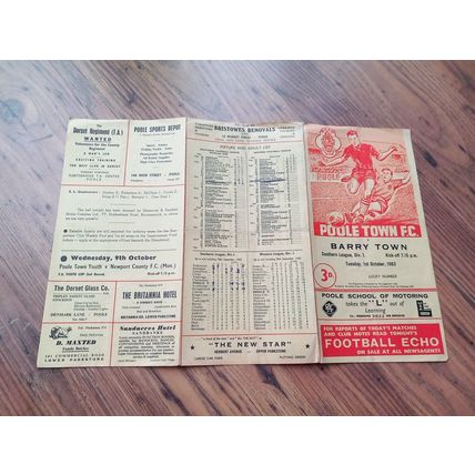 1963/64 Poole Town vs Barry Town, Southern League, 1/10/63 ** FREE P&P **