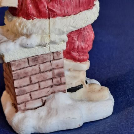 International Resourcing SANTA Claus 4 1/2 FIGURINE 1992 Christmas United States