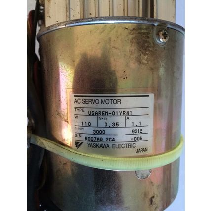YASKAWA USAREM-01YR41,UTMAH-B15AS4KB,USAREM-OIYR  4I0.35 AC SERVO MOTOR,CF