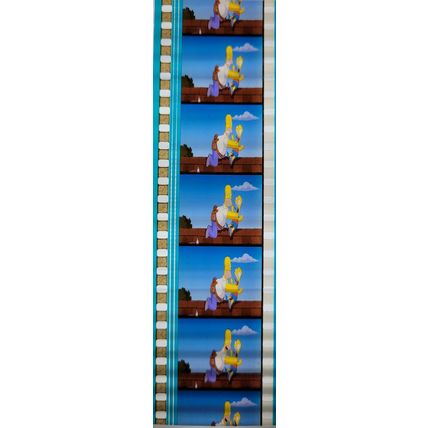 Simpsons Movie. Pk GEB - c068P . 1 STRIP OF 5 - 35MM FILM CELLS