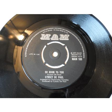 7" 1973.LYNSEY DE PAUL. WONT SOMEBODY DANCE WITH ME .MAM 109 EXCELLENT