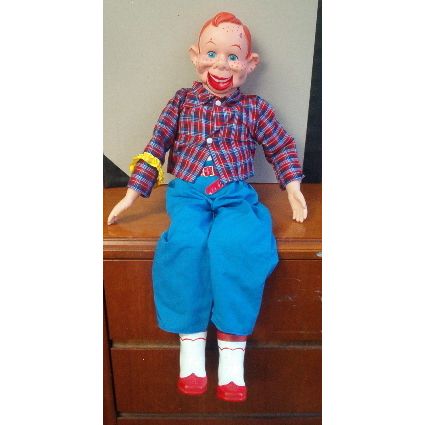 HOWDY DOODY DOLL ( Eegee )