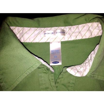 Perfect Fit/ Stretch/Women Green Blouse Size XS Long Sleeves with Cuffs/ Comfort