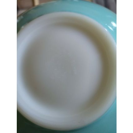 Jaj Pyrex Casserole Dish green