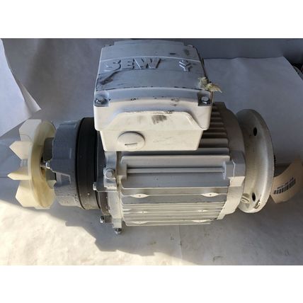 SEW EURODRIVE K67DRE90M4BE2HR/ISU/TF AC MOTOR 3PH 01.1325134801.0017.10,FAN,AR