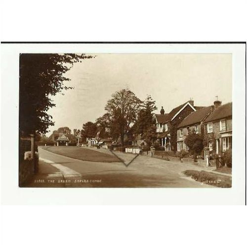Sussex SEDLESCOMBE The Green Postcard by Judges (21622)