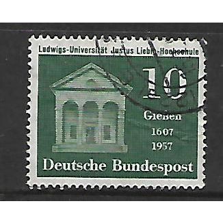 GERMANY 1957 10pf GREEN JUSTUS LIEBIG UNIVERSITY SG 1184 FINE USED