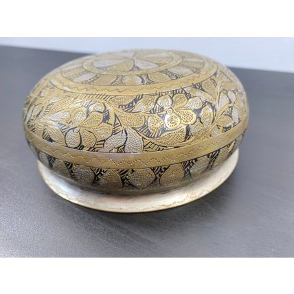 Antique Brass Bowl, Handmade Engraved Vessel, Circa 1800, Floral Pattern Dish, H