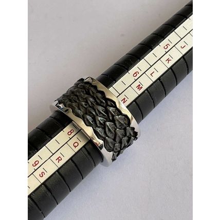 Seven London V Sterling&Oxidised Men’s Band Ring Size UK P 1/2, US 8- 16.1 Grams