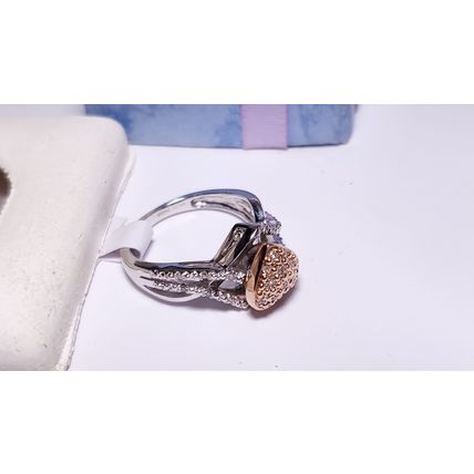 Estate .17ctw Natural Diamond Rose Gold Heart Top and 3bar 14Kt W/Gold Ring22424