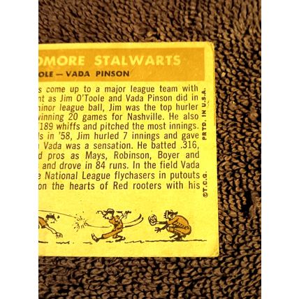 1960 Topps 32 Sophomore Stalwarts Jim O'Toole - Vada Pinson 3.5 VG+ Creases