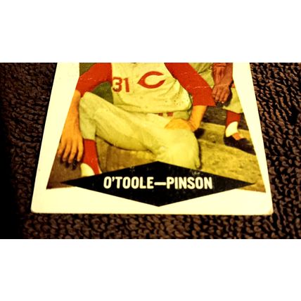 1960 Topps 32 Sophomore Stalwarts Jim O'Toole - Vada Pinson 3.5 VG+ Creases