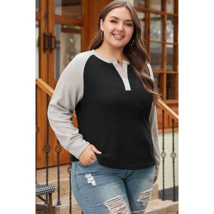Black Color Contrast Waffle Knit Buttoned Plus Size Top