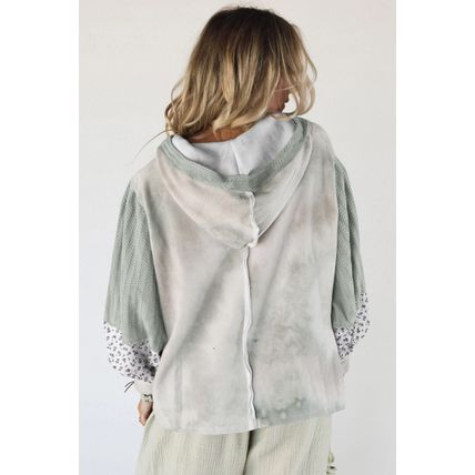 Green Floral Patched Waffle Textured Colorblock V Neck Casual Hooded Top