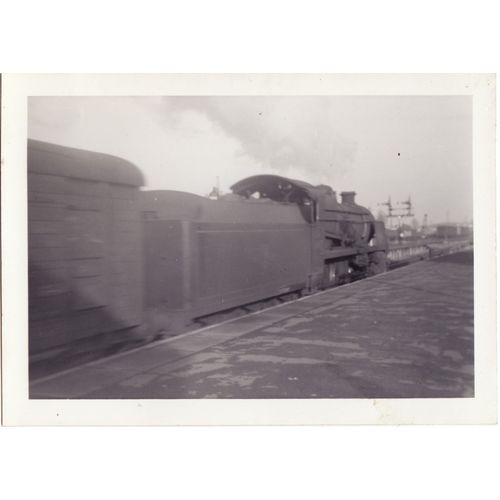 Railway Photo SR U Class 31617 Wimbledon 1962 Southern Maunsell 2-6-0 Loco