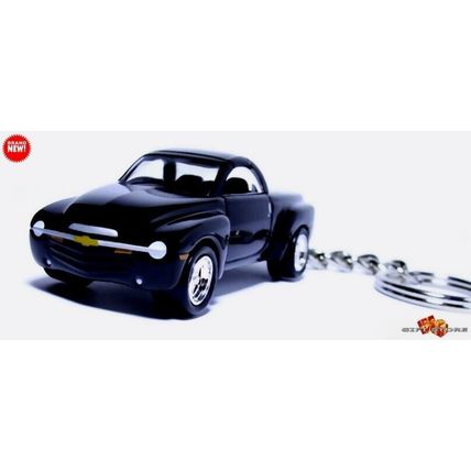 VERY RARE KEYCHAIN BLACK CHEVROLET™ SSR™ CHEVY CUSTOM Ltd Ed. GREAT GIFT