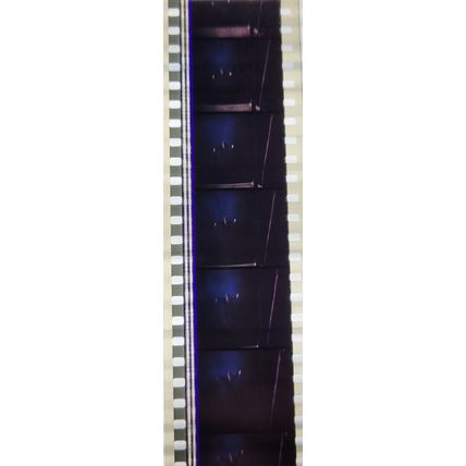 VAMPIRES. Pk MTP - b044r . 1 STRIP OF 5 - 35MM FILM CELLS. MTP