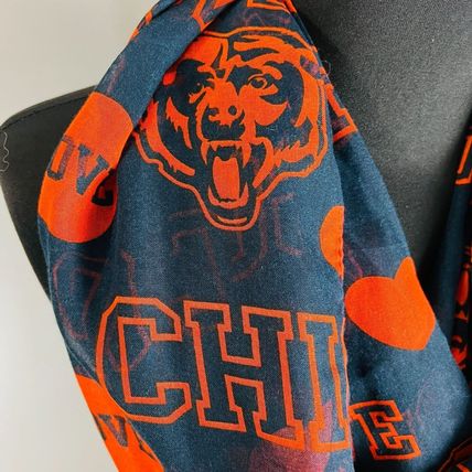 Chicago Bears Love Infinity Scarf by Forever Collectibles