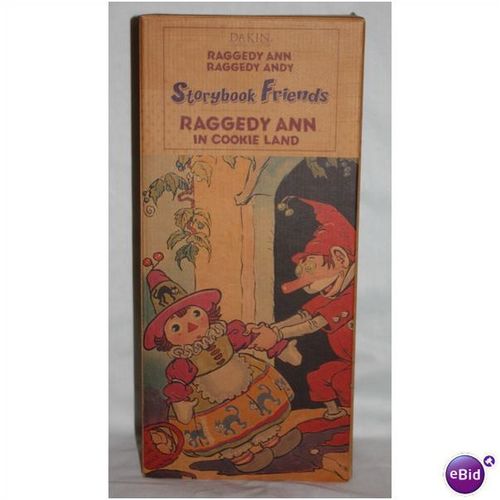 Dakin Storybook Friends Raggedy Ann in Cookie Land MIB