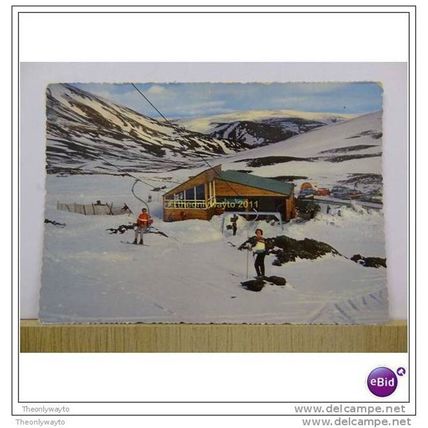 SKIERS AT CAIRNWELL CHAIR LIFT, SCOTLAND, Postcard