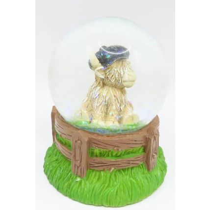 Highland Cow Snow Globe Glitter Wearing a Beret 9 CM Gift Home Deor