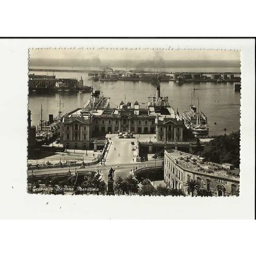 Italy GENOVA Stazione Marittima Postcard by S.A.F. (L 30)