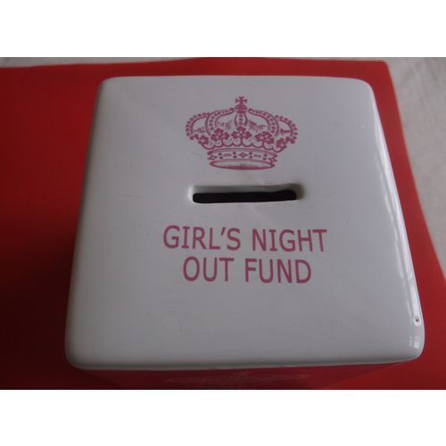 MONEY BOX / GIRLS NIGHT OUT NOVELTY (15/01)