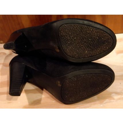 Laura Ashley Black Mid Calf Booties 8B/38 Suede Zippered 3" Heel Fall Shoes