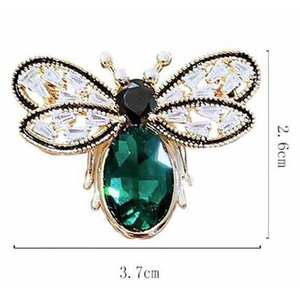 Vintage Look Little Bee Brooches For Women Clothing Coat Jewelry