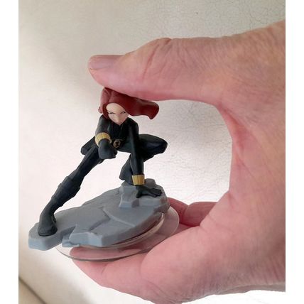 BLACK WIDOW FIGURE : DISNEY INFINITY : MARVEL COMICS : 3"