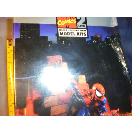 SPIDER-MAN SEALED & MINT MODEL KIT, 1996! $35.00 Shipped! This Toy Biz Model